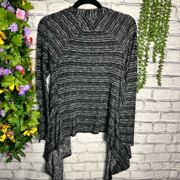 {🌼3/$30🌼Wet Seal Heather Grey Lightweight Open Front Cardigan Size Small - Picture 6 of 13
